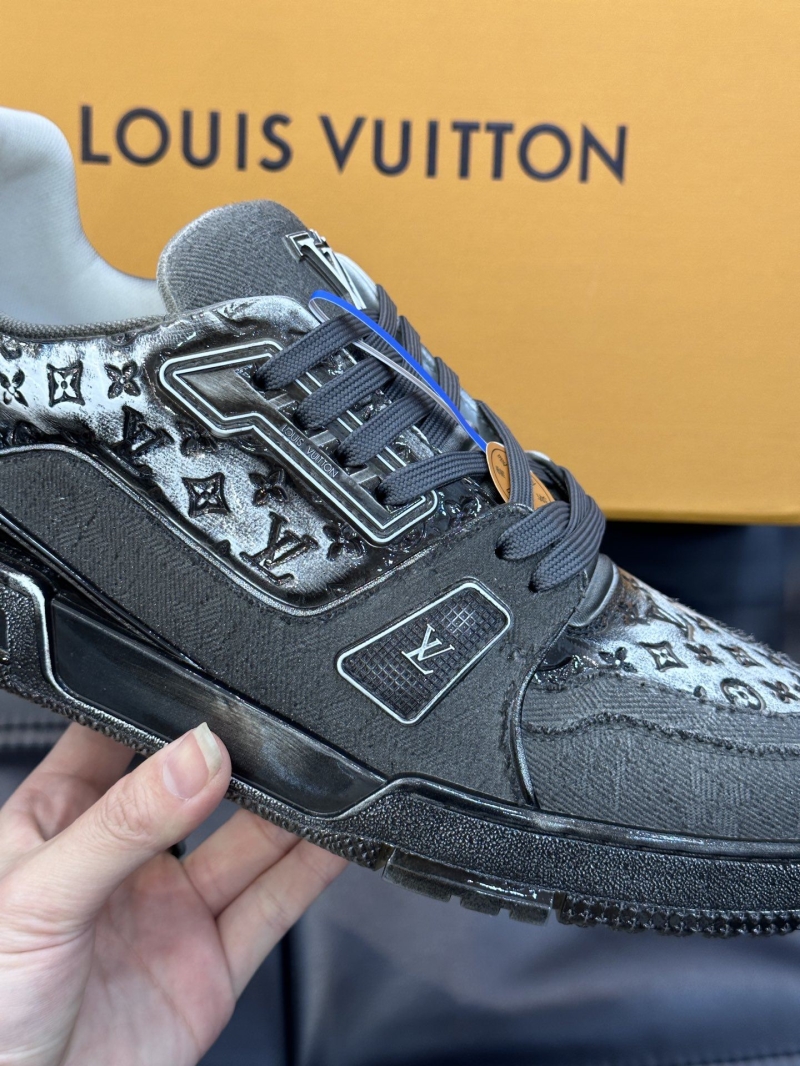 Louis Vuitton Sneakers